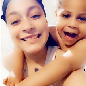 Meet your Posher, Takeisha